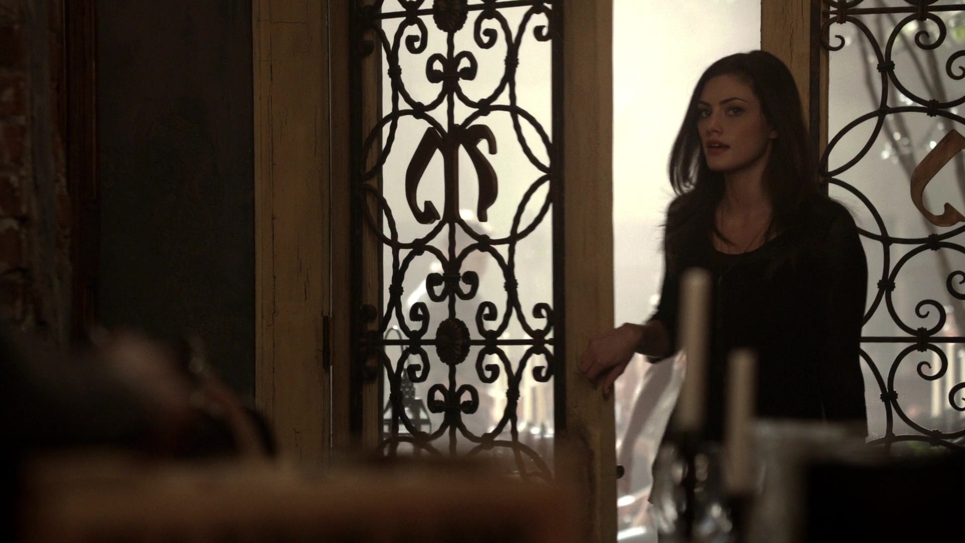 2x10 Gonna Set Your Flag on Fire theoriginals s02e10 0108 Phoebe Tonkin 